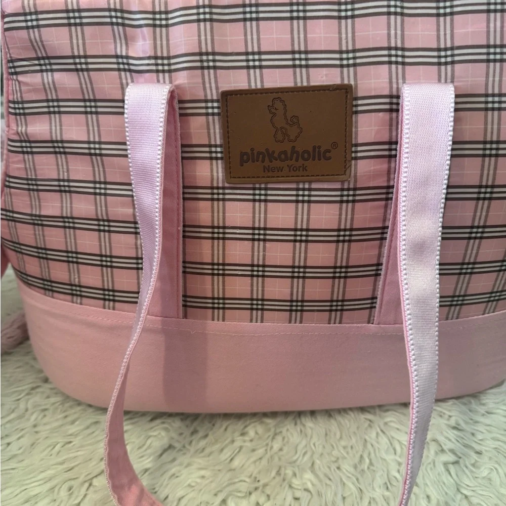 Pinkaholic carry bag